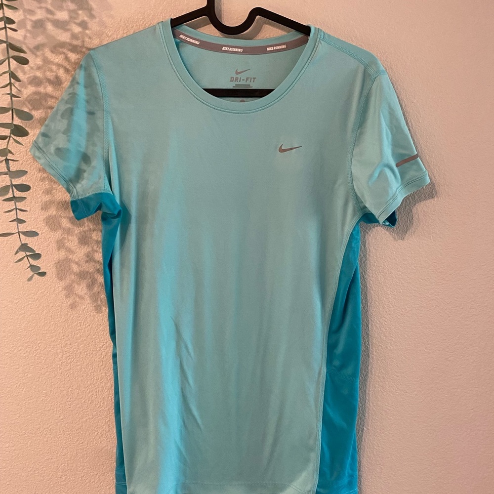 Women Nike workout